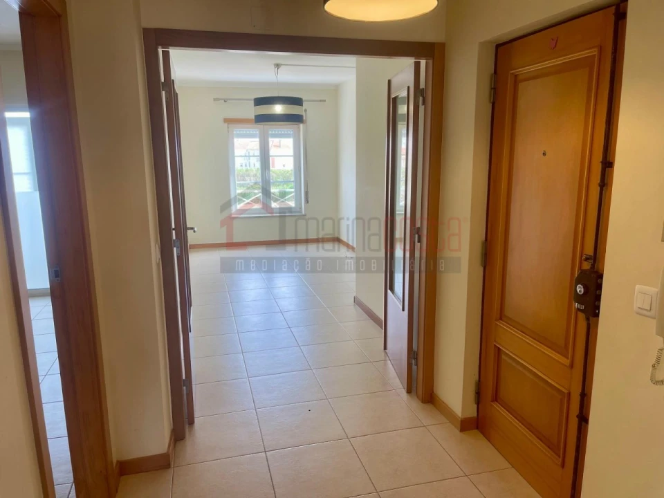 Apartamento T2 para Venda em Peniche Foto 3