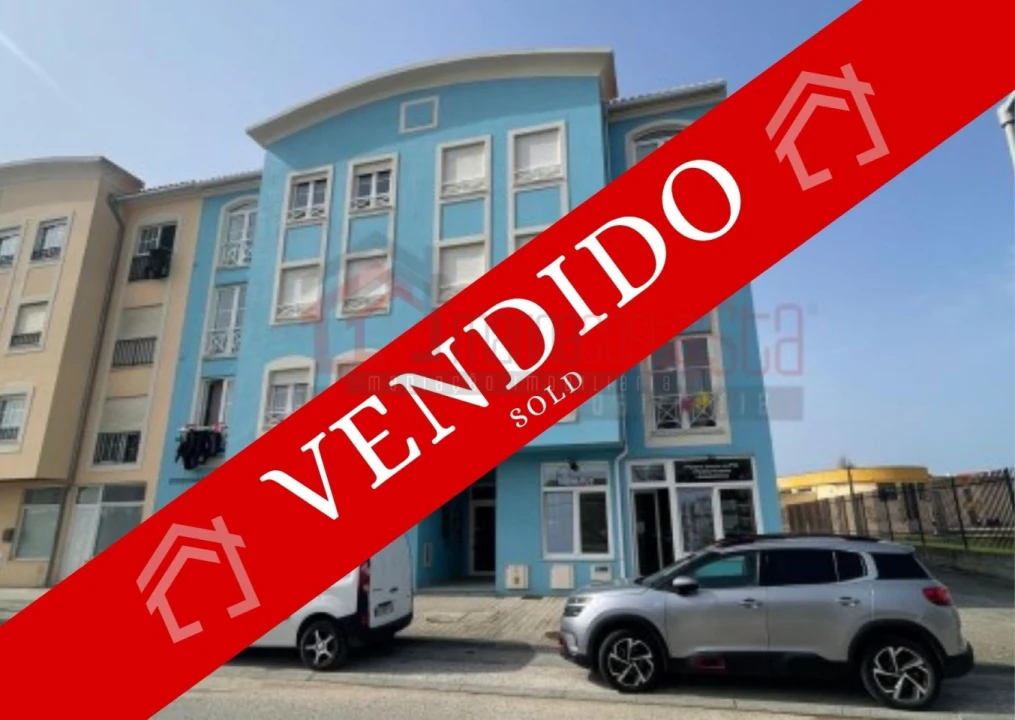 Apartamento T2 para Venda em Peniche Foto 1