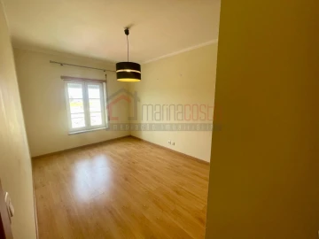 Apartamento T2 para Venda em Peniche