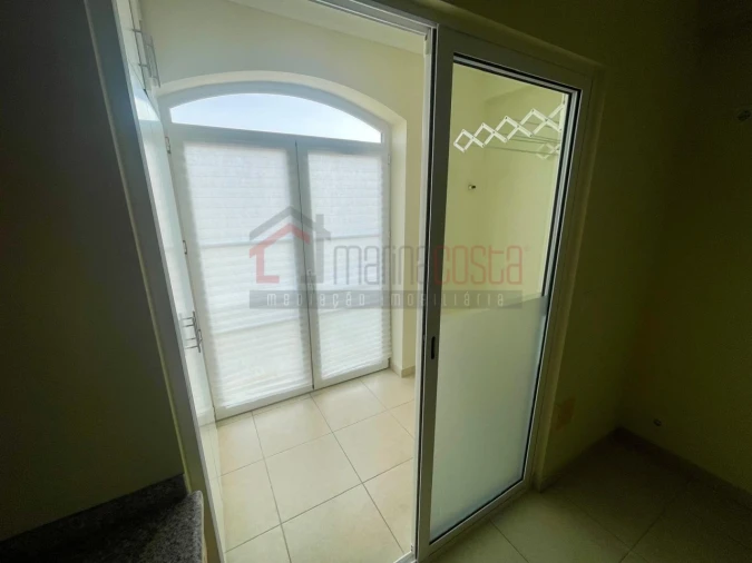 Apartamento T2 para Venda em Peniche Foto 6