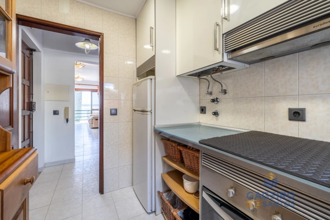 Apartamento T2 para Venda em São Martinho do Porto Foto 13