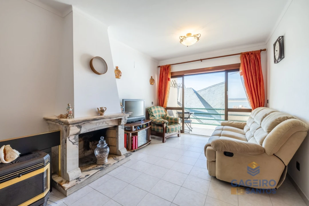 Apartamento T2 para Venda em São Martinho do Porto Foto 6