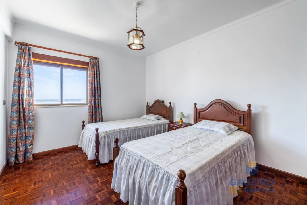 Apartamento T2 para Venda em São Martinho do Porto Foto 20