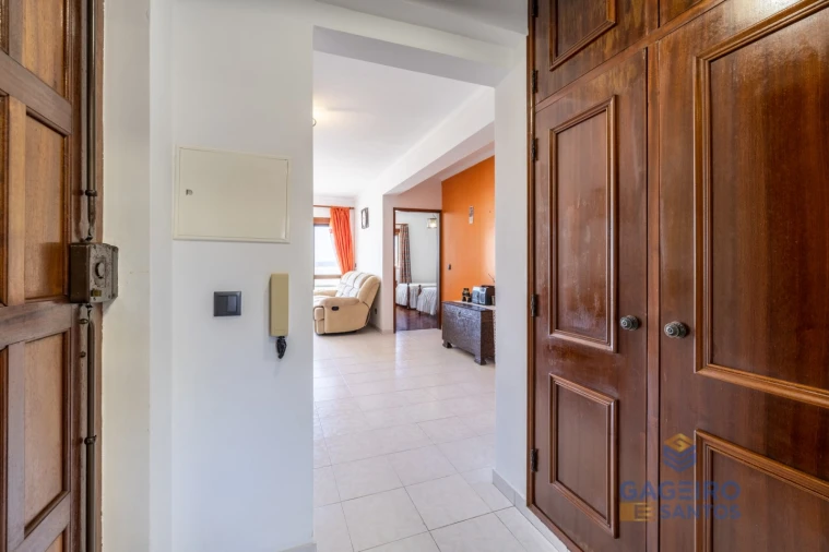 Apartamento T2 para Venda em São Martinho do Porto Foto 4