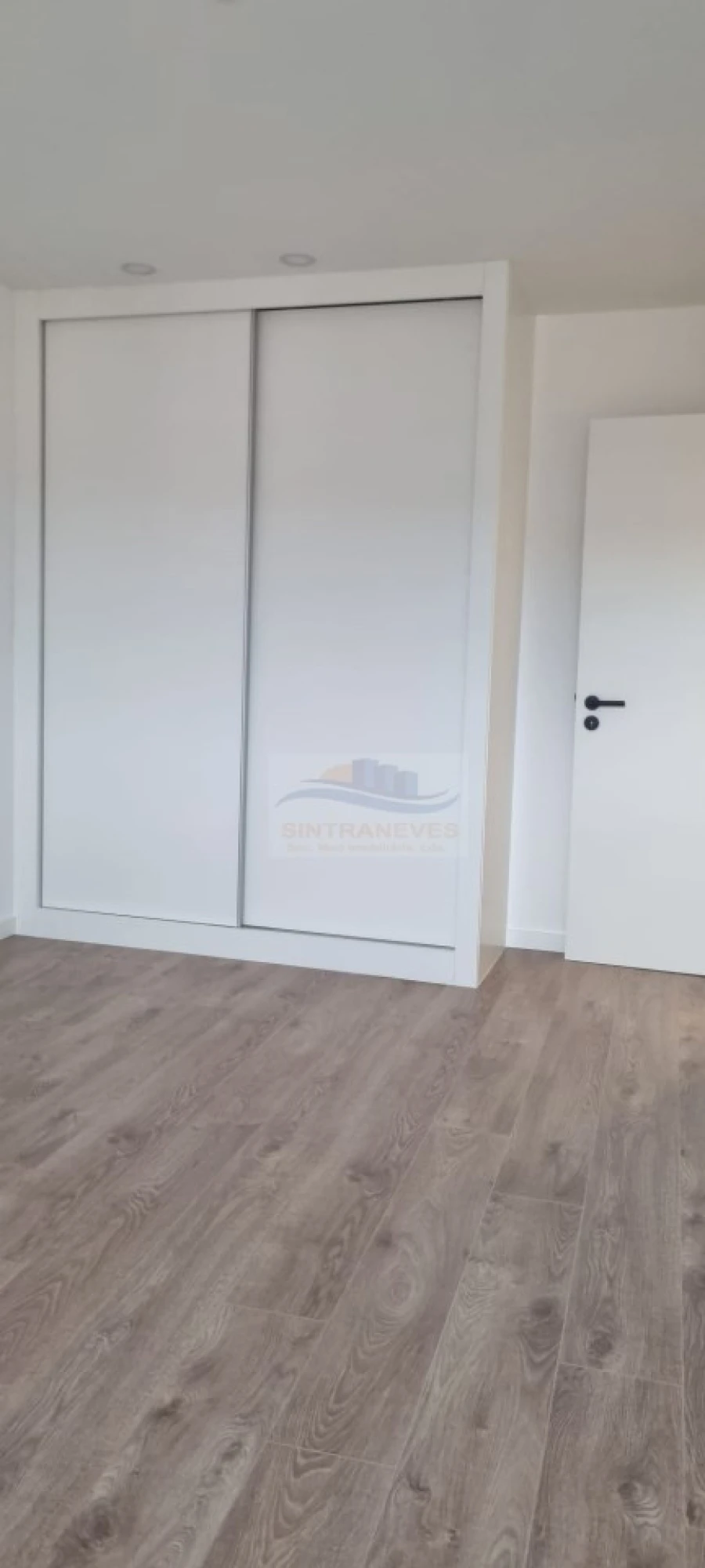 Apartamento T3 para Venda em Venteira Foto 6