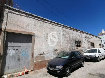 Armazém para Venda em Tavira (Santa Maria e Santiago)