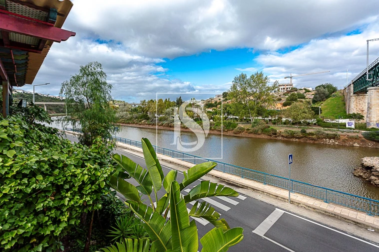 Moradia T6 para Venda em Tavira (Santa Maria e Santiago) Foto 9