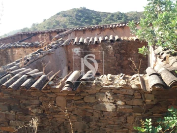 Moradia T5 para Venda em Santa Catarina da Fonte do Bispo