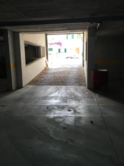 Garagem para Venda em Tavira (Santa Maria e Santiago)