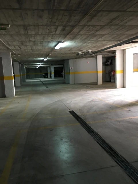 Garagem para Venda em Tavira (Santa Maria e Santiago)