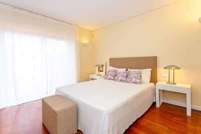 Moradia T4 para Arrendamento férias em Luz de Tavira e Santo Estêvão