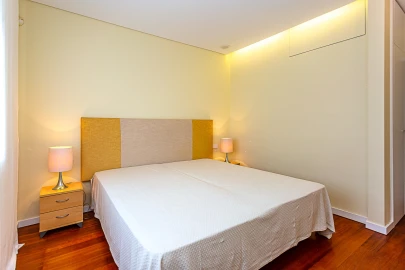 Moradia T4 para Arrendamento férias em Luz de Tavira e Santo Estêvão