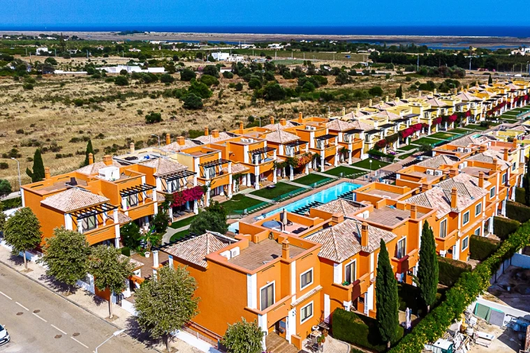 Moradia T4 para Arrendamento férias em Luz de Tavira e Santo Estêvão Foto 10