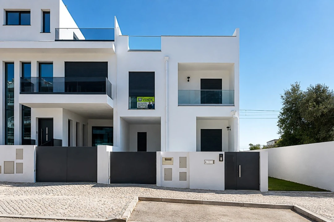 Moradia T4 para Venda em Tavira (Santa Maria e Santiago) Foto 1