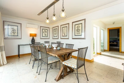 Moradia T6 para Venda em Luz de Tavira e Santo Estêvão