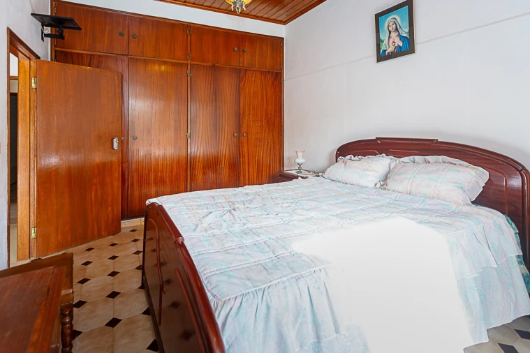 Moradia T4 para Venda em Luz de Tavira e Santo Estêvão Foto 5