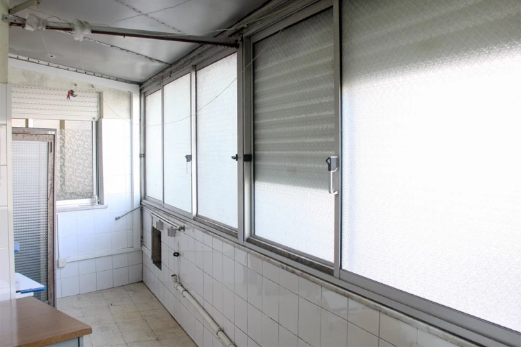 Loja para Venda em Almada, Cova da Piedade, Pragal e Cacilhas Foto 7