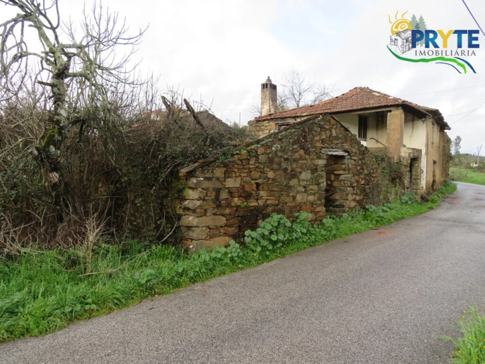 Moradia para Venda em Cumeada e Marmeleiro Foto 2