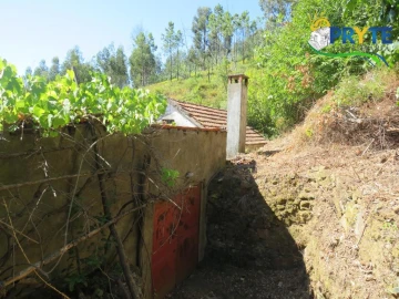 Moradia para Venda em Troviscal