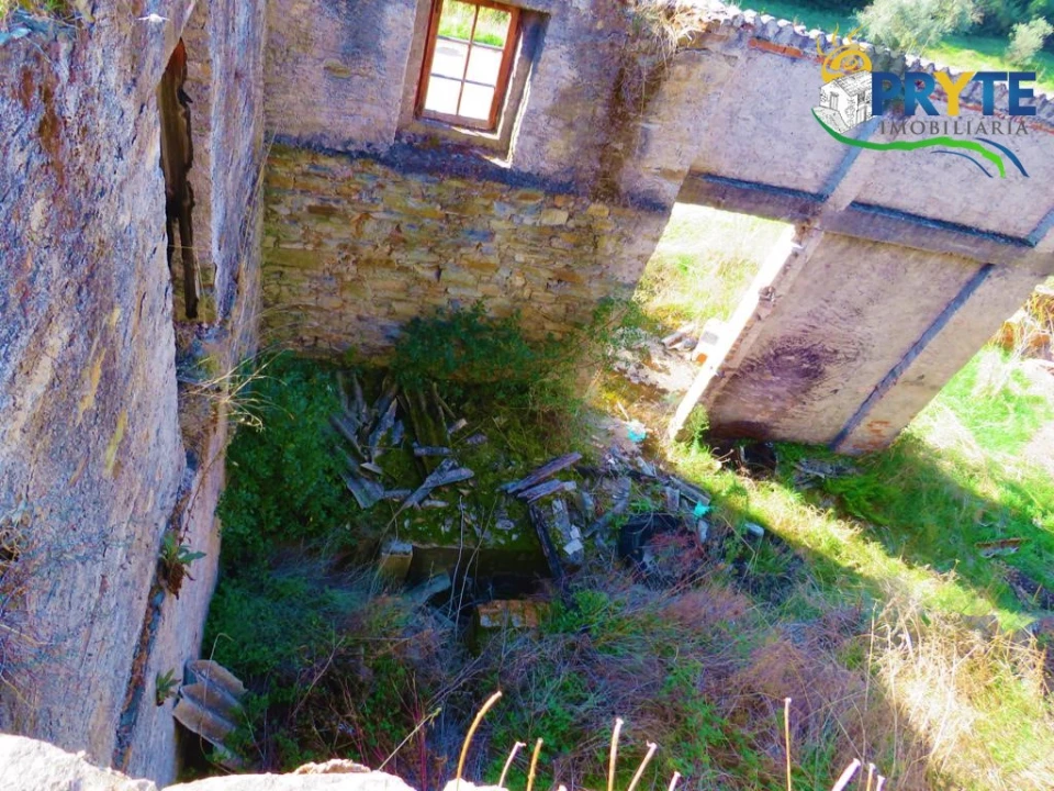 Moradia para Venda em Varzea dos Cavaleiros Foto 6