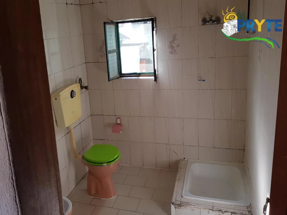 Moradia T2 para Venda em São Pedro do Esteval Foto 6