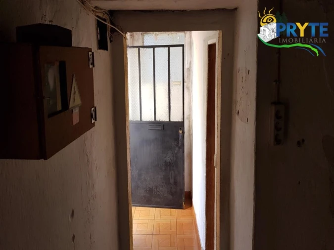 Moradia T2 para Venda em São Pedro do Esteval Foto 5