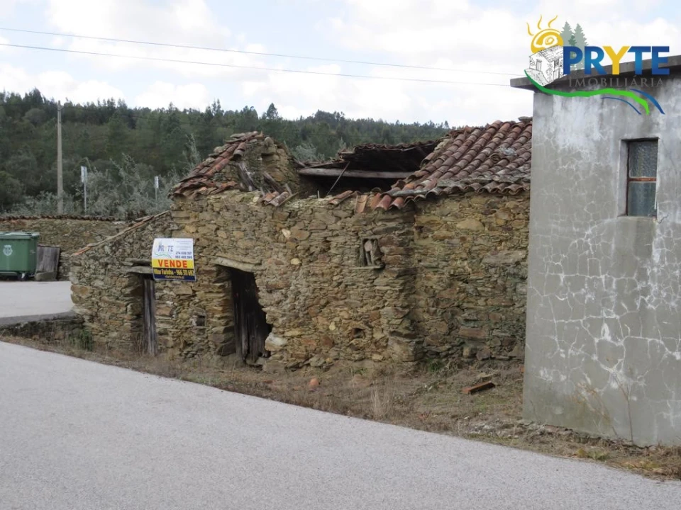 Moradia T2 para Venda em Fratel Foto 7