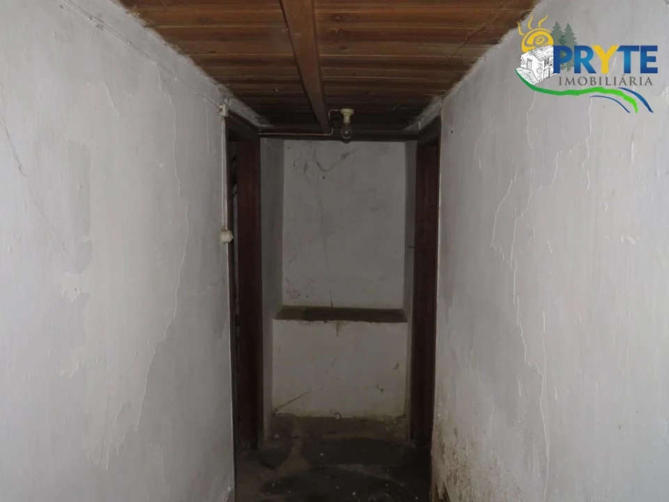 Moradia T2 para Venda em Fratel Foto 13