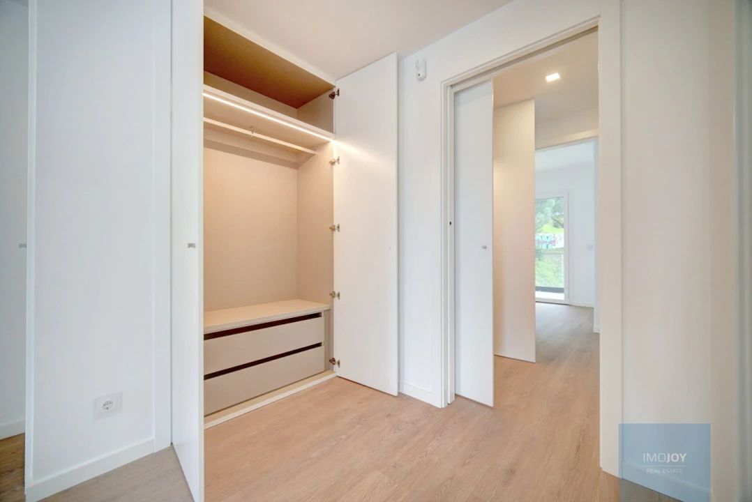 Apartamento T2 para Venda em Oeiras e São Julião da Barra, Paço de Arcos e Caxias Foto 13