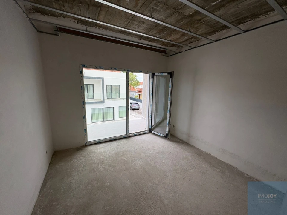 Moradia T3 para Venda em São Domingos de Rana Foto 12