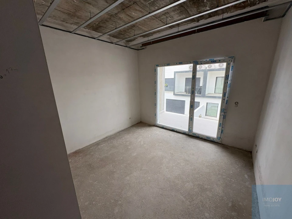 Moradia T3 para Venda em São Domingos de Rana Foto 13