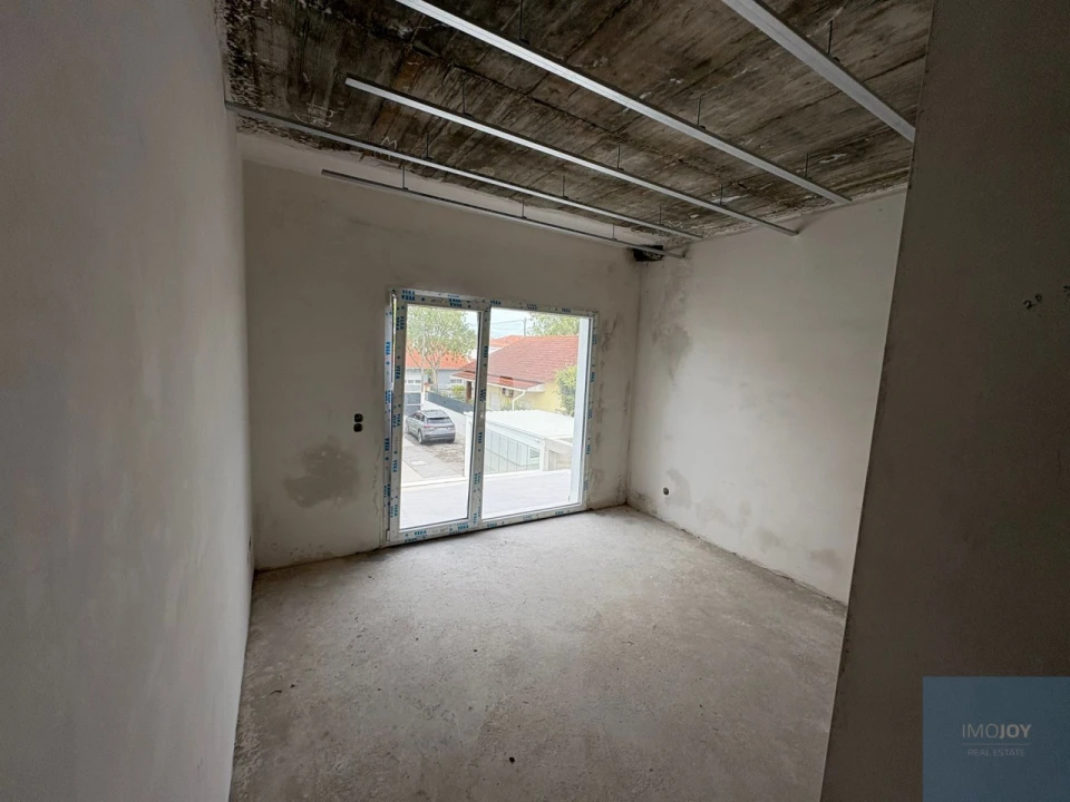 Moradia T3 para Venda em São Domingos de Rana Foto 15