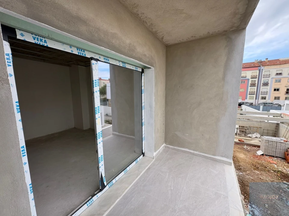 Moradia T3 para Venda em São Domingos de Rana Foto 22