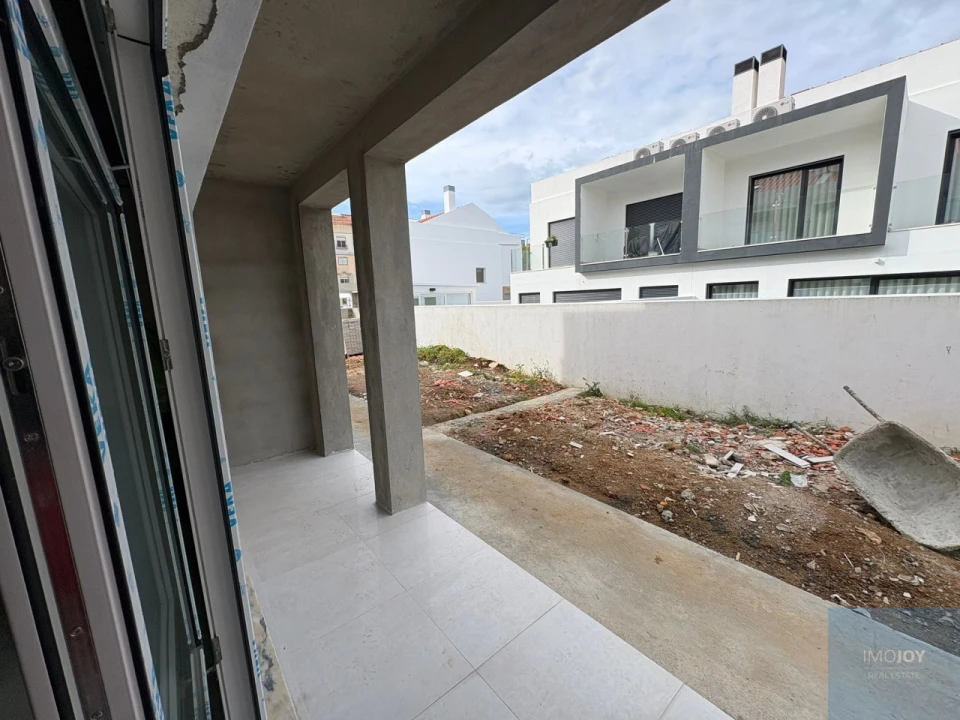 Moradia T3 para Venda em São Domingos de Rana Foto 23