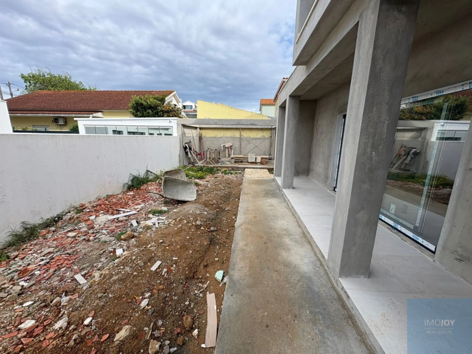 Moradia T3 para Venda em São Domingos de Rana Foto 28