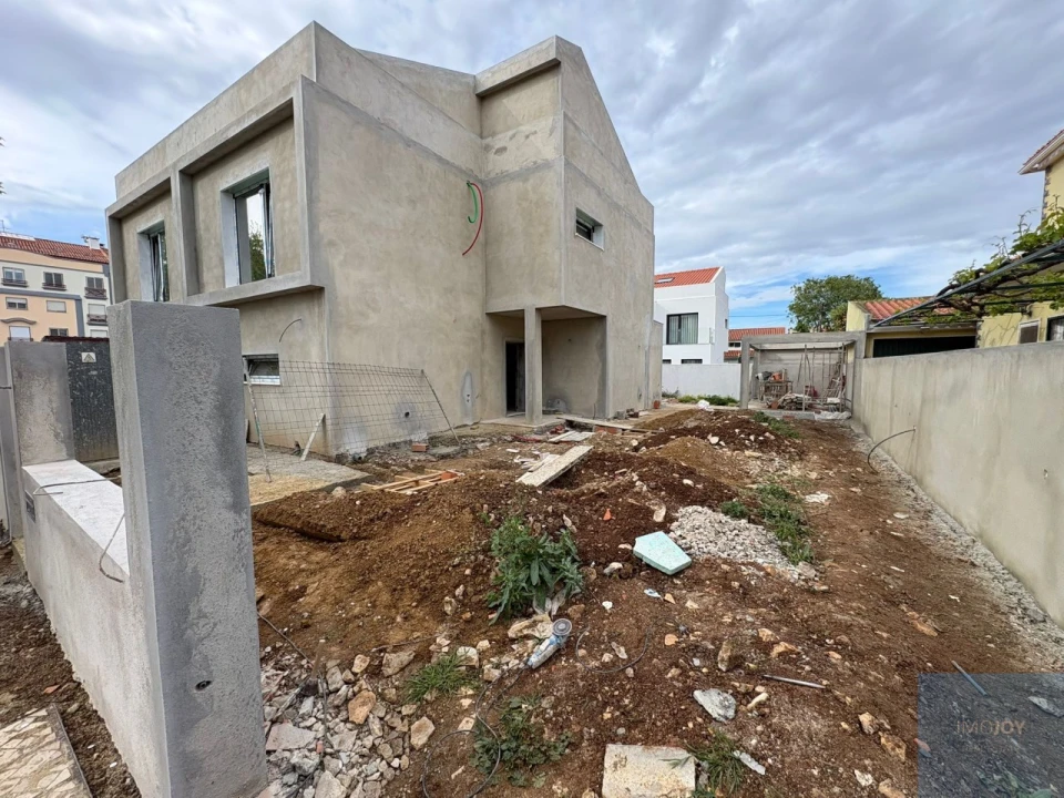 Moradia T3 para Venda em São Domingos de Rana Foto 29