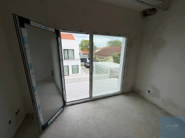 Moradia T3 para Venda em São Domingos de Rana