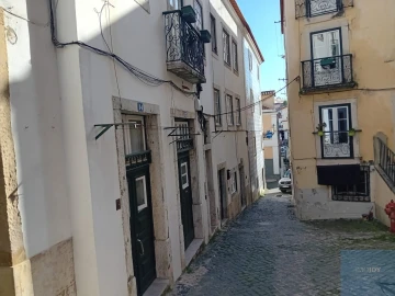 Apartamento T2 para Venda em Santa Maria Maior