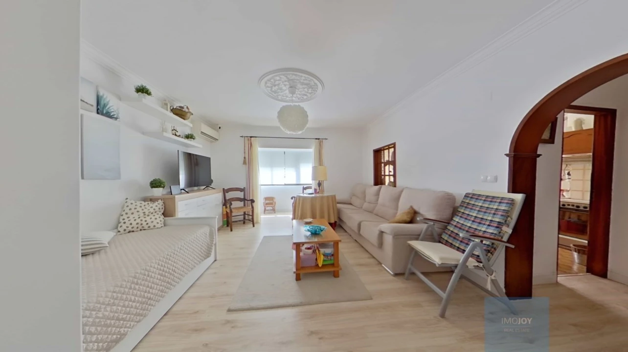 Apartamento T2 para Venda em Costa da Caparica Foto 3