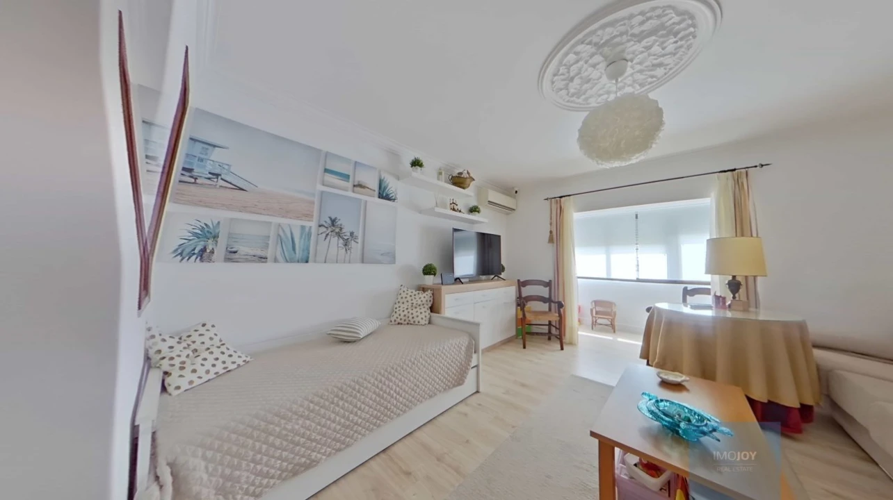 Apartamento T2 para Venda em Costa da Caparica Foto 4