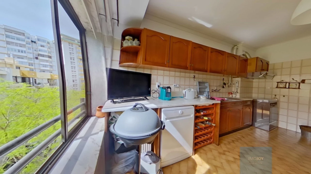 Apartamento T2 para Venda em Costa da Caparica Foto 9