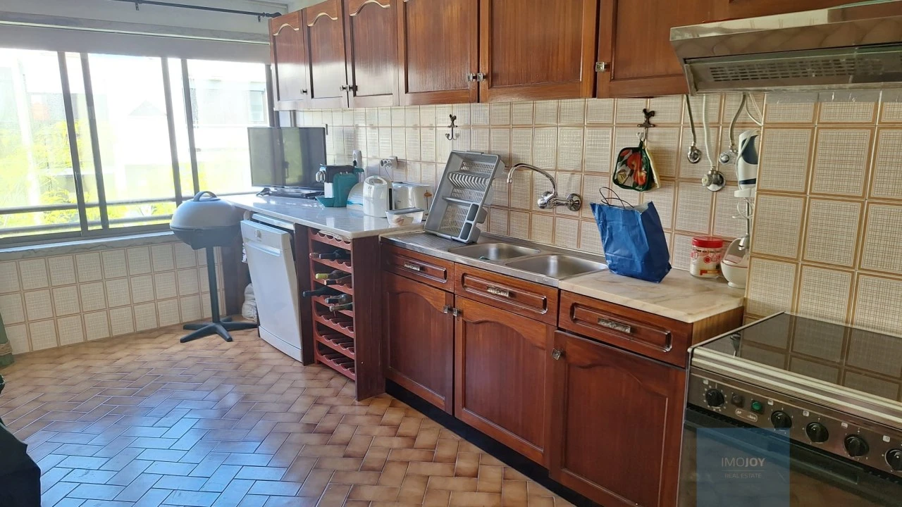 Apartamento T2 para Venda em Costa da Caparica Foto 8