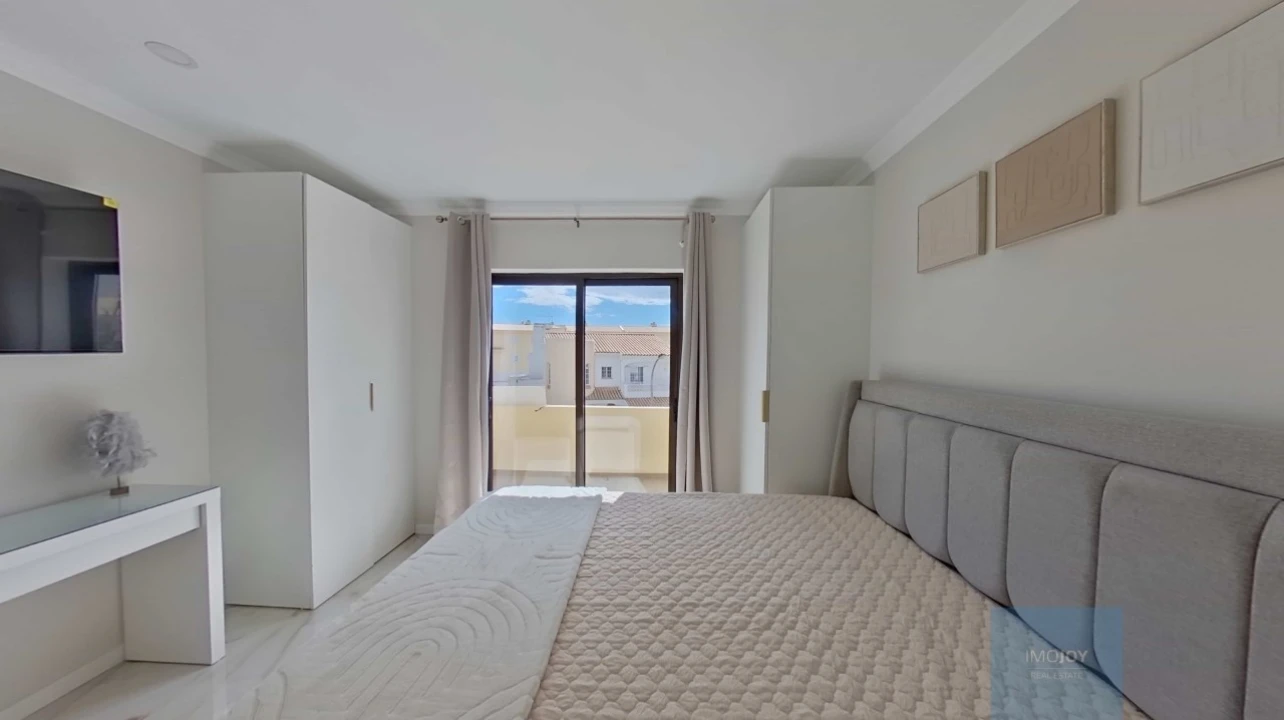 Apartamento T1 para Venda em Albufeira e Olhos de Água Foto 13