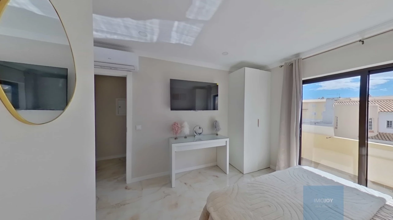 Apartamento T1 para Venda em Albufeira e Olhos de Água Foto 14