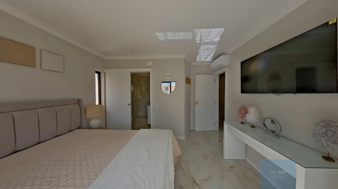 Apartamento T1 para Venda em Albufeira e Olhos de Água Foto 16