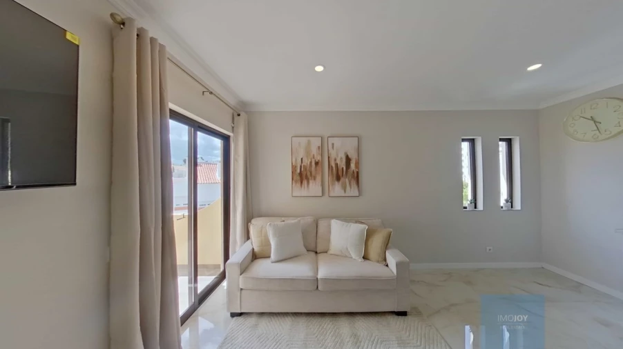 Apartamento T1 para Venda em Albufeira e Olhos de Água Foto 3
