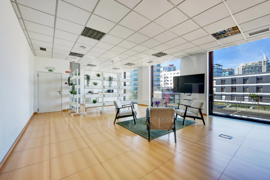 Escritório para Arrendamento em Parque das Nações Foto 4