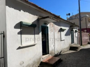 Moradia T4 para Venda em Vila Seca e Santo Adrião