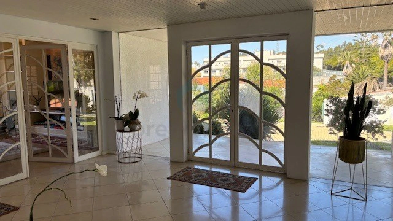 Moradia T10 para Venda em Arcozelo Foto 11