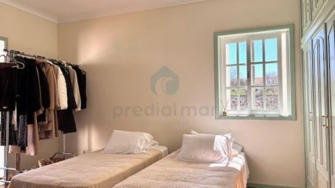Moradia T10 para Venda em Arcozelo